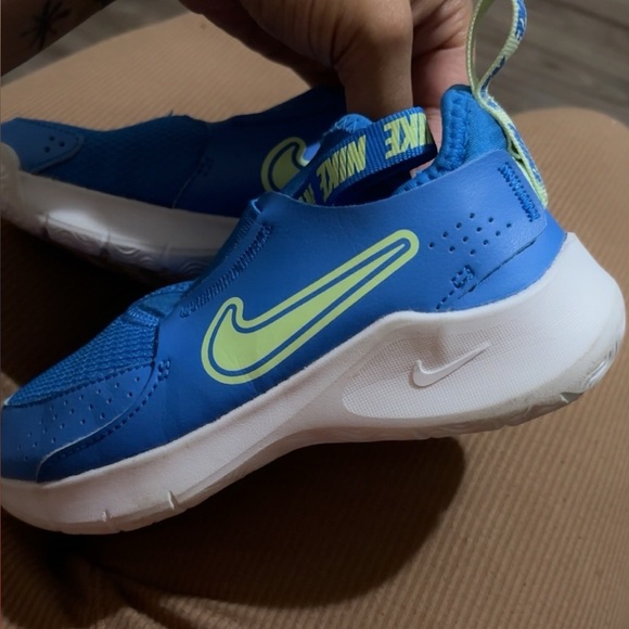 Nike Flex Runner 3 - Picture 4 of 8